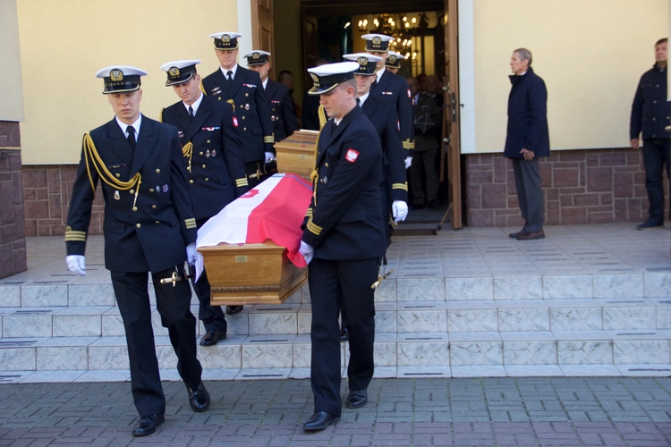Testament admirała wypełniony