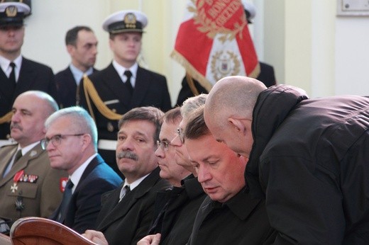 Msza pogrzebowa adm. Unruga