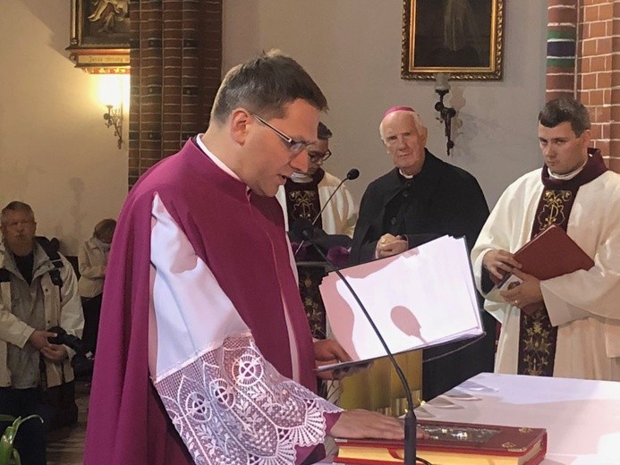 Przyjęcie trzech kanoników do kolegiaty