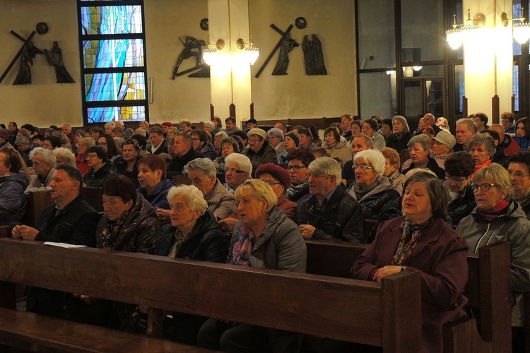 Róże Różańcowe diecezji w Bielsku-Białej