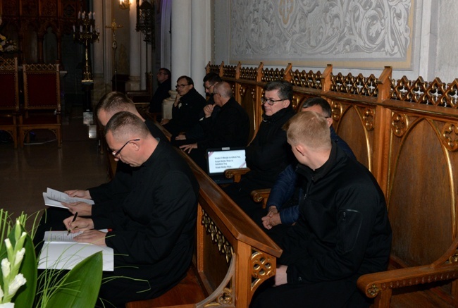 Modlitwa za synod i młodzież w Radomiu