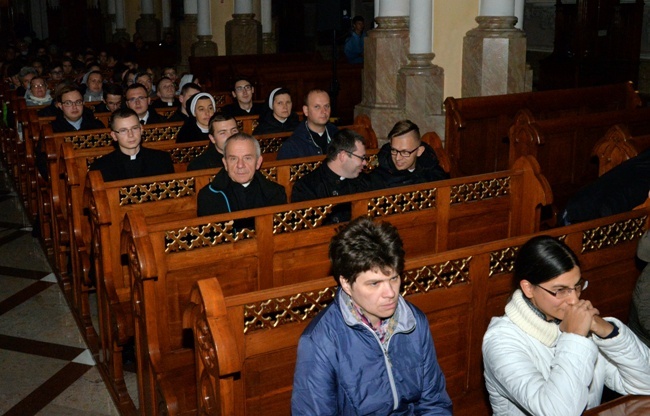 Modlitwa za synod i młodzież w Radomiu