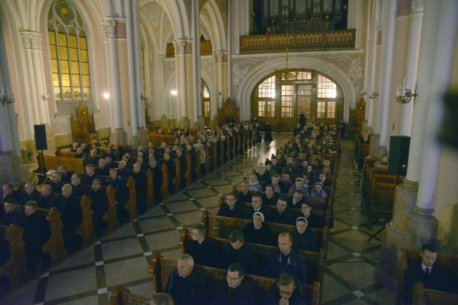 Modlitwa za synod i młodzież w Radomiu