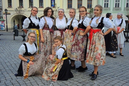 "Sto na sto" – Cieszyniacy na rynku