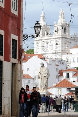 Portugalia: 57 proc. młodych uważa się za wierzących