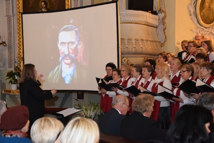 Koncert "Wolność krzyżami się mierzy" w Skierniewicach