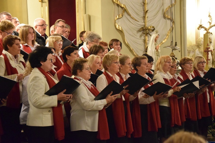 Koncert "Wolność krzyżami się mierzy" w Skierniewicach