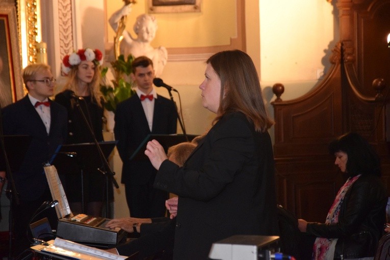 Koncert "Wolność krzyżami się mierzy" w Skierniewicach