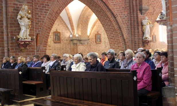 Pomoc bez wielkich słów