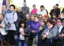 Różaniec łączy nas z Bogiem i ludźmi