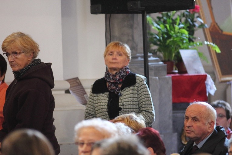 Żywy Różaniec u Matki