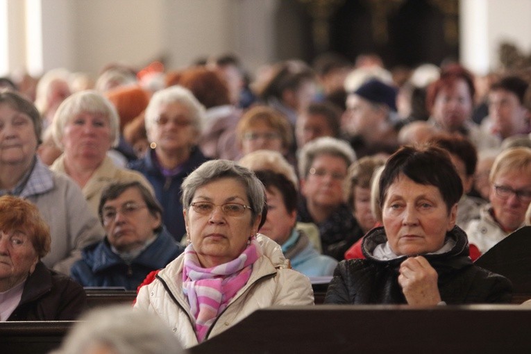Żywy Różaniec u Matki