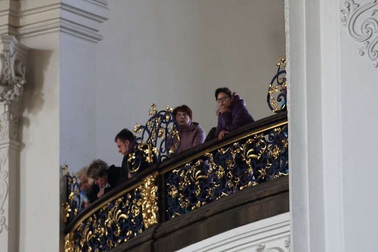 Żywy Różaniec u Matki