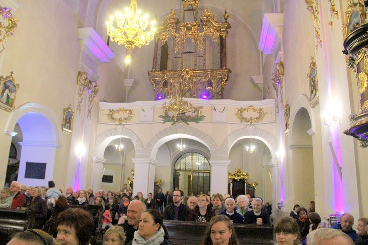 Tuchowski koncert z okazji 40. rocznicy wyboru papieża Polaka