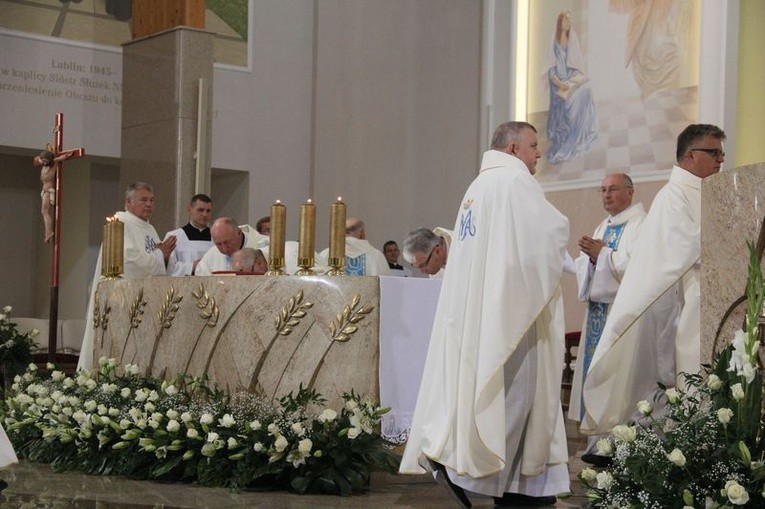 Rekoronacja obrazu MB Latyczowskiej