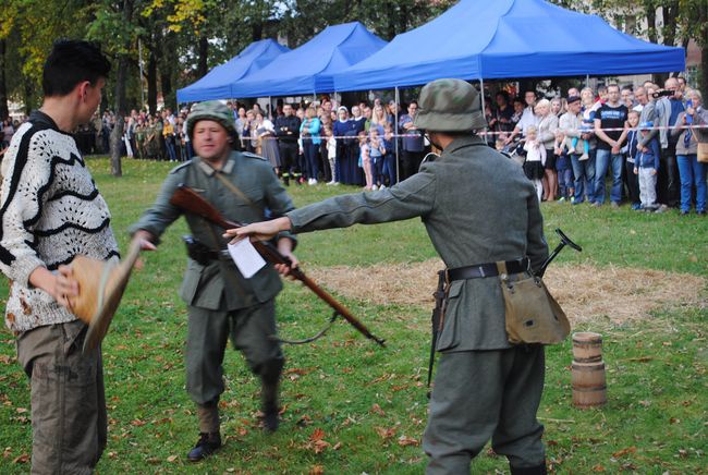 Historyczna inscenizacja w Rudniku nad Sanem