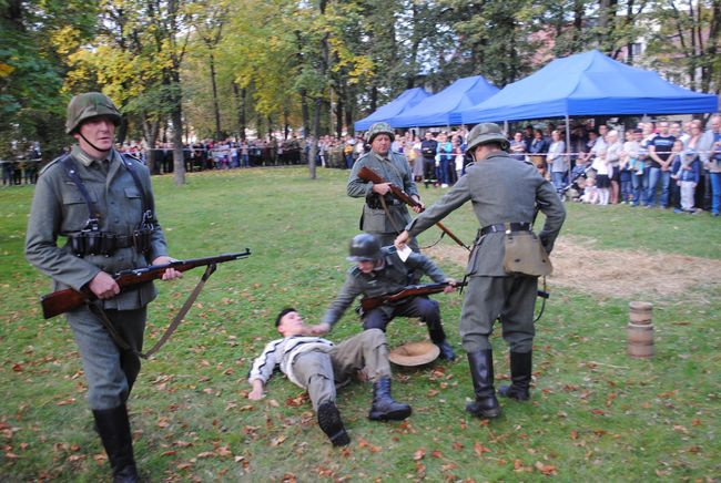 Historyczna inscenizacja w Rudniku nad Sanem