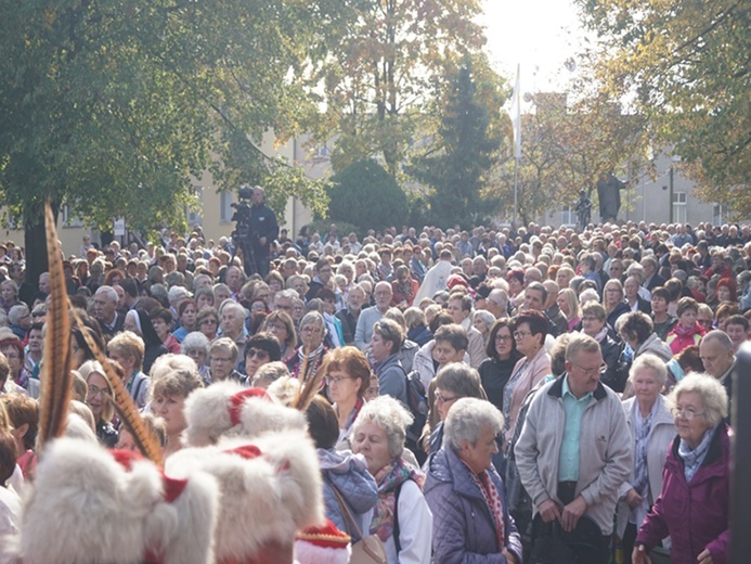 Różańcowa pielgrzymka do Rokitna