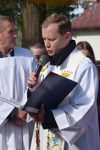 Procesja różańcowa w Wysokienicach