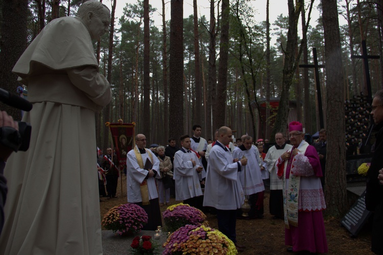 Uroczystości dla uczczenia ofiar hitlerowskiej zbrodni w Piaśnicy