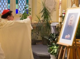 Piękna liturgia prowadzi młodych do Boga