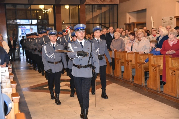 W uroczytości uczestniczyła Kompania Honorowa Samodzielnego Pododdziału Prewencji Policji z Płocka