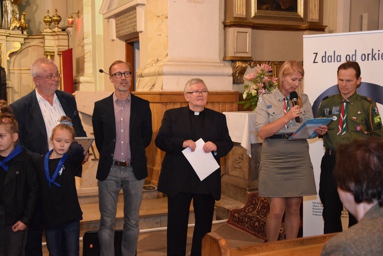 "Z dala od orkiestry" w Rzeczycy