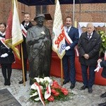 Pomnik śp. ks. prał. Witolda Andrzejewskiego odsłonięty