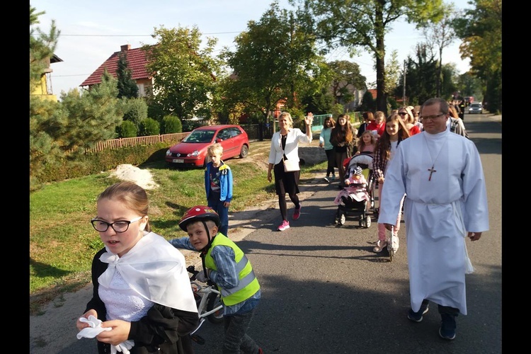 Z Chrząstawy Wielkiej do Nadolic Wielkich