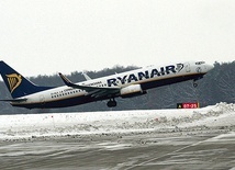 ▲	Pierwszy samolot, który wylądował na lubelskim lotnisku, należał do sieci Ryanair.