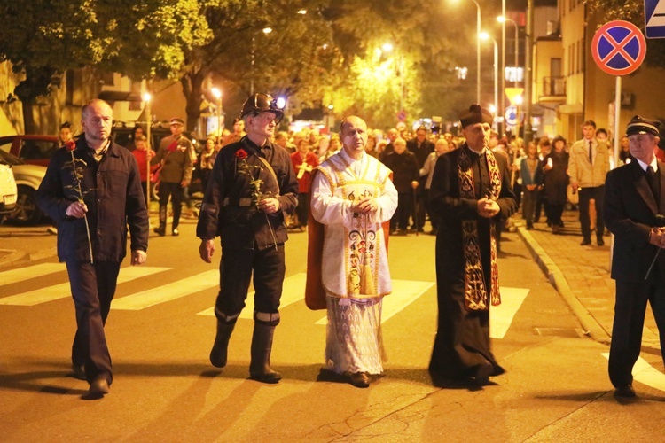 Różańcowa procesja w Czechowicach-Dziedzicach - 2018