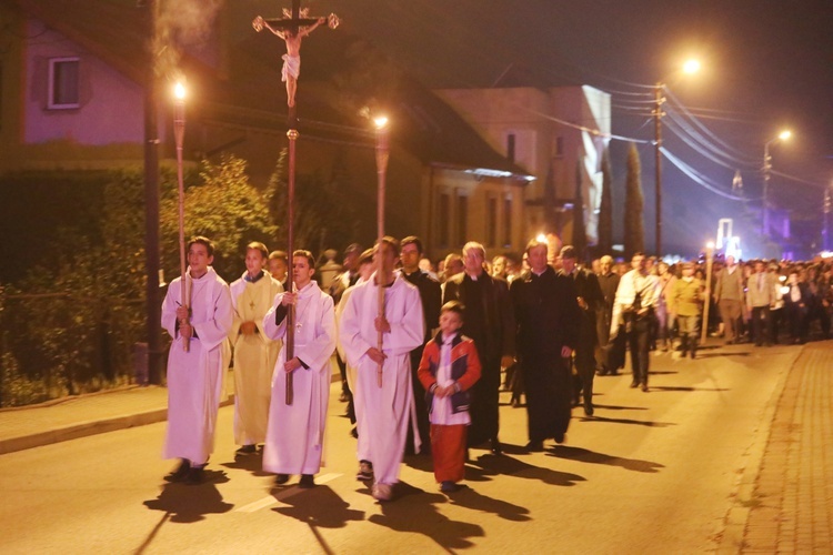 Różańcowa procesja w Czechowicach-Dziedzicach - 2018