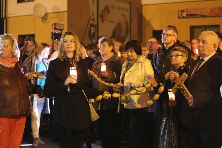 Różańcowa procesja w Czechowicach-Dziedzicach - 2018