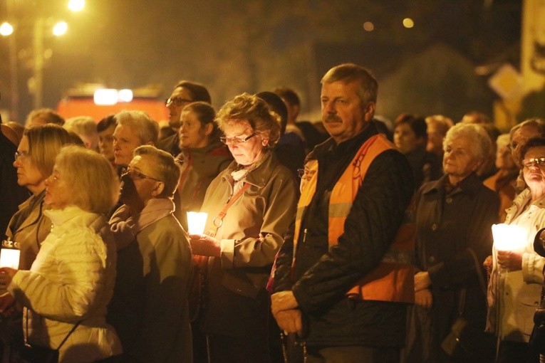 Różańcowa procesja w Czechowicach-Dziedzicach - 2018