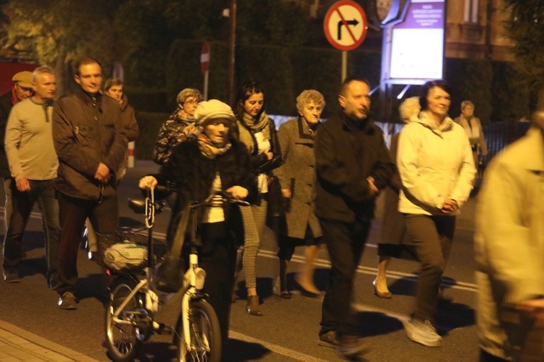 Różańcowa procesja w Czechowicach-Dziedzicach - 2018