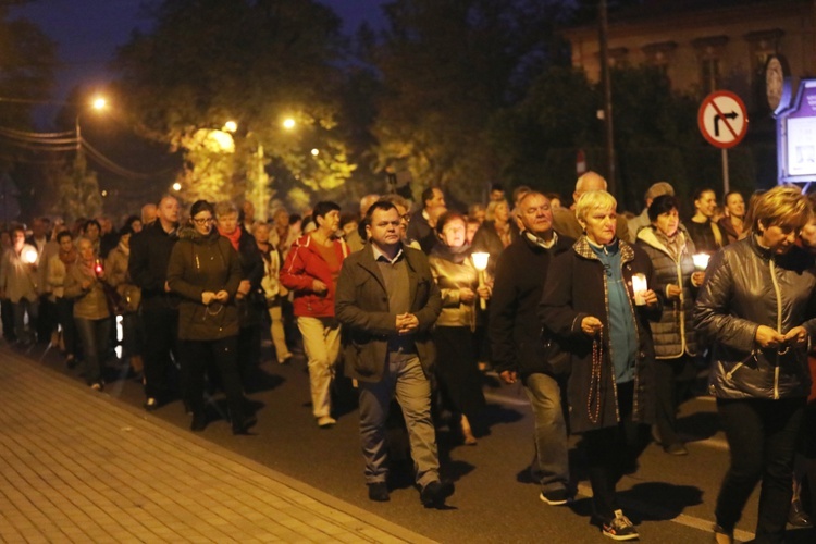 Różańcowa procesja w Czechowicach-Dziedzicach - 2018