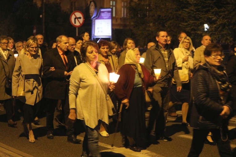 Różańcowa procesja w Czechowicach-Dziedzicach - 2018