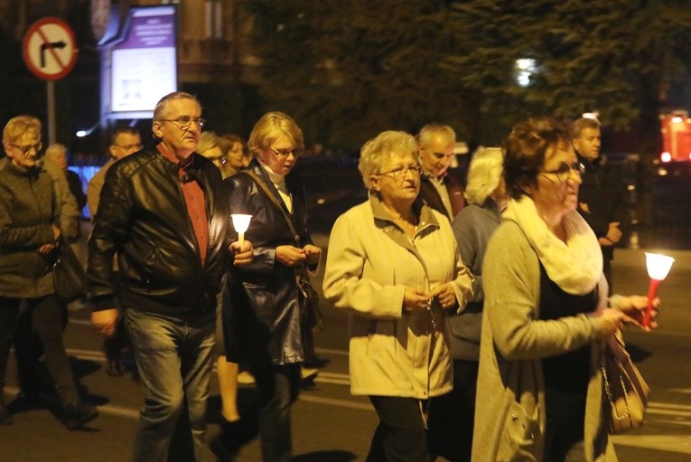 Różańcowa procesja w Czechowicach-Dziedzicach - 2018