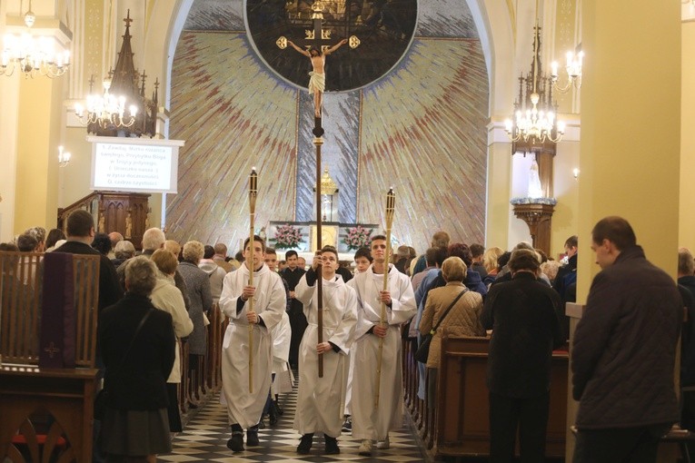 Różańcowa procesja w Czechowicach-Dziedzicach - 2018