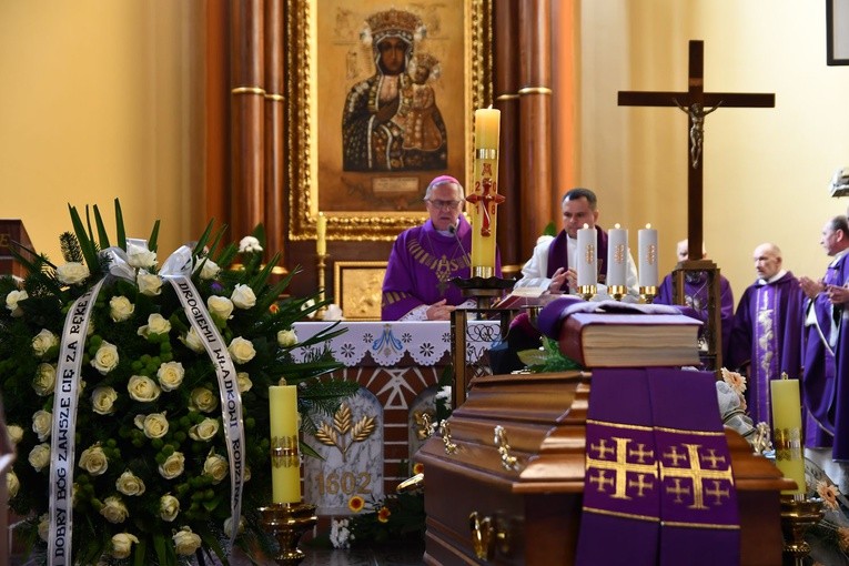 Pogrzeb śp. ks. Władysława Nowickiego