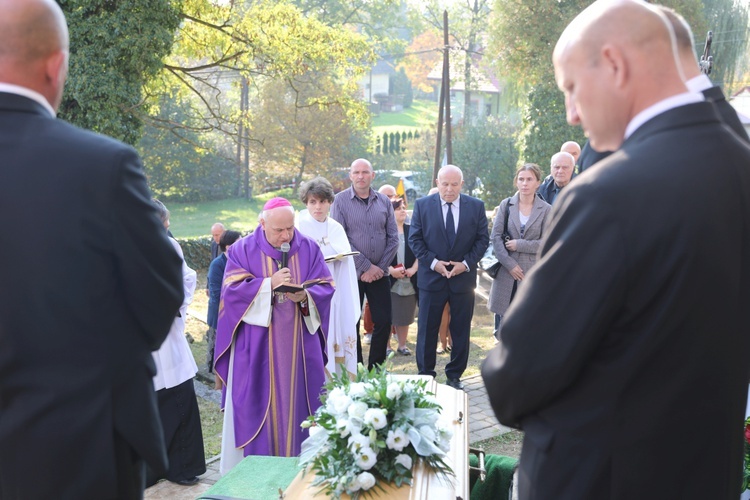 Pogrzeb ks. kan. Henryka Langforta w Lesznej Górnej