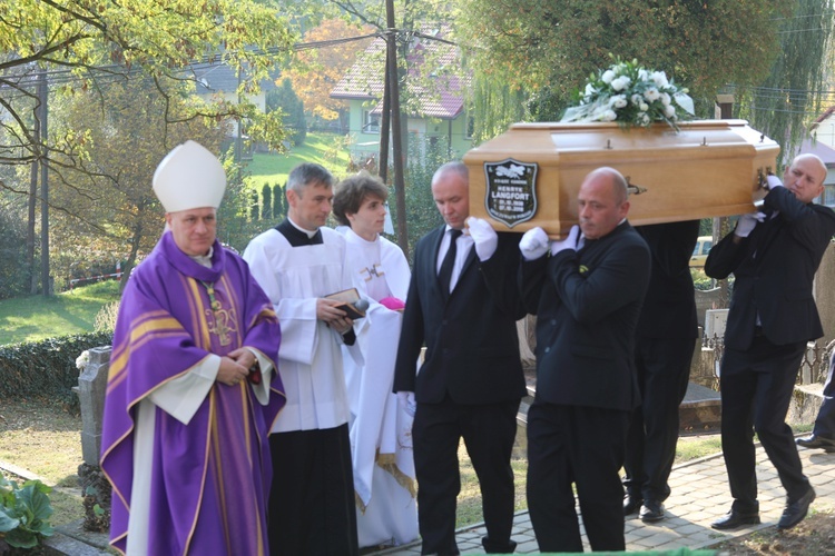 Pogrzeb ks. kan. Henryka Langforta w Lesznej Górnej