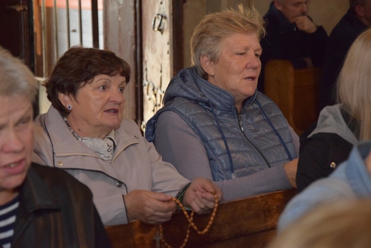 Różaniec w Boguszycach
