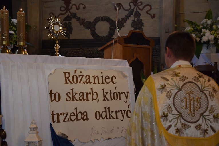 Różaniec w Boguszycach