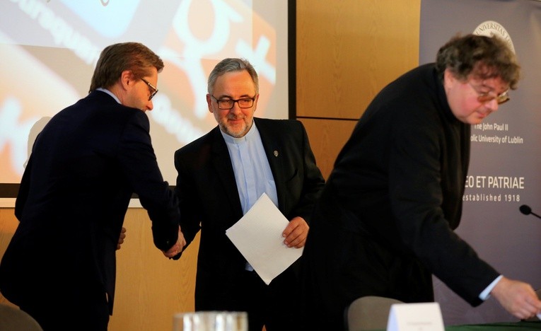 Konferencja: Kościół, media, społeczeństwo