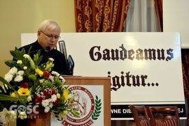 Rektor świdnickiego WSD w czasie inauguracji roku.