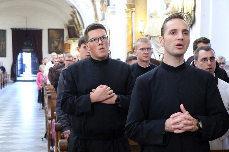 Jadwiżańska pielgrzymka powołanych do kapłaństwa i życia konsekrowanego