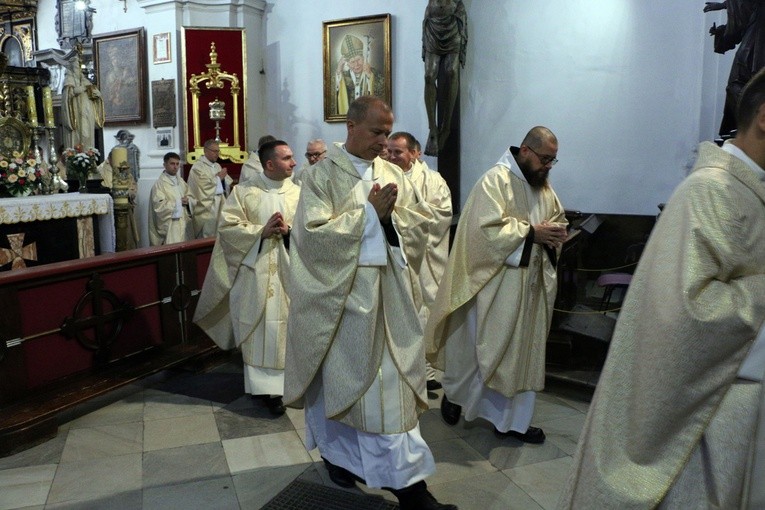 Jadwiżańska pielgrzymka powołanych do kapłaństwa i życia konsekrowanego