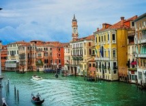 Most w Wenecji niebezpieczny dla mieszkańców, turystów i kasy miasta