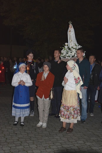 Nabożeństwo fatimskie w Rawie Maz.